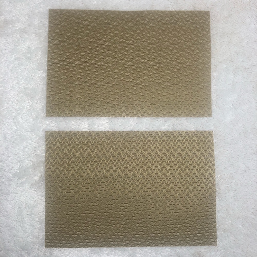 7PC WEAVED TABLE PLACEMATS